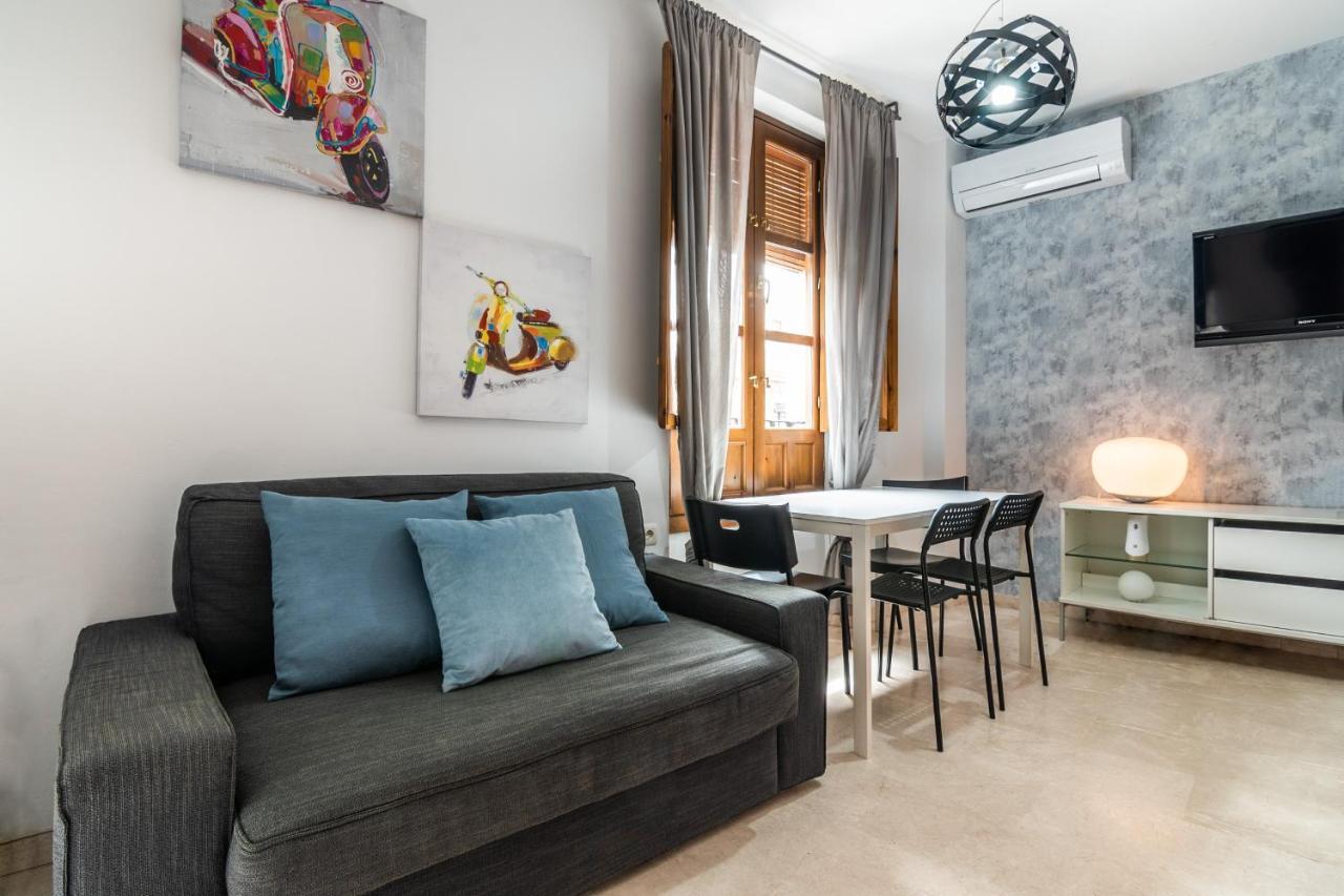 Tuguest Isabel La Catolica II Apartment Granada Exterior photo
