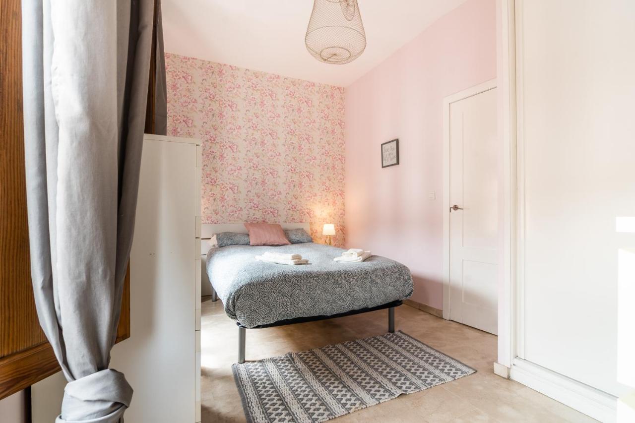 Tuguest Isabel La Catolica II Apartment Granada Exterior photo